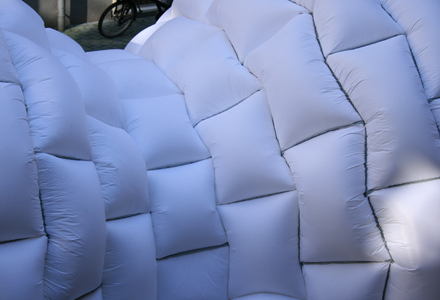 Pillow tent