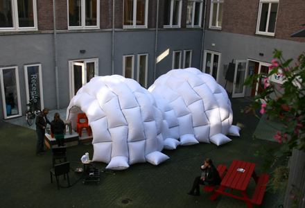 Pillow tent