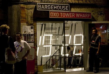 Tube Lamp Clock in London